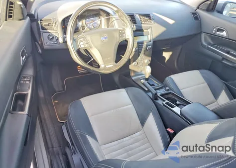 2010 Volvo C30 T5 from USA, damaged, VIN YV1672MK1A2179534